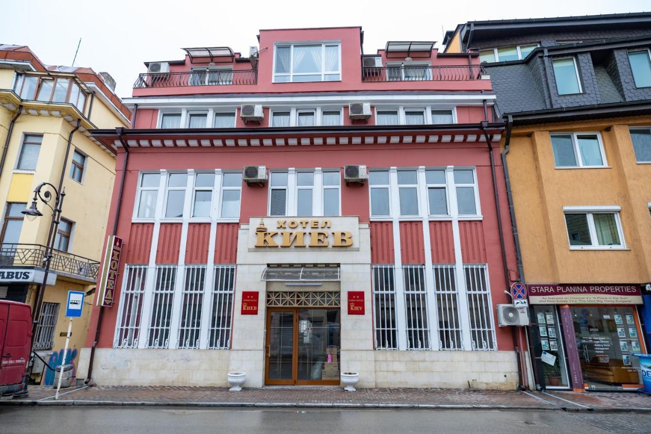 Hotel Kiev Veliko Tŭrnovo Exterior photo
